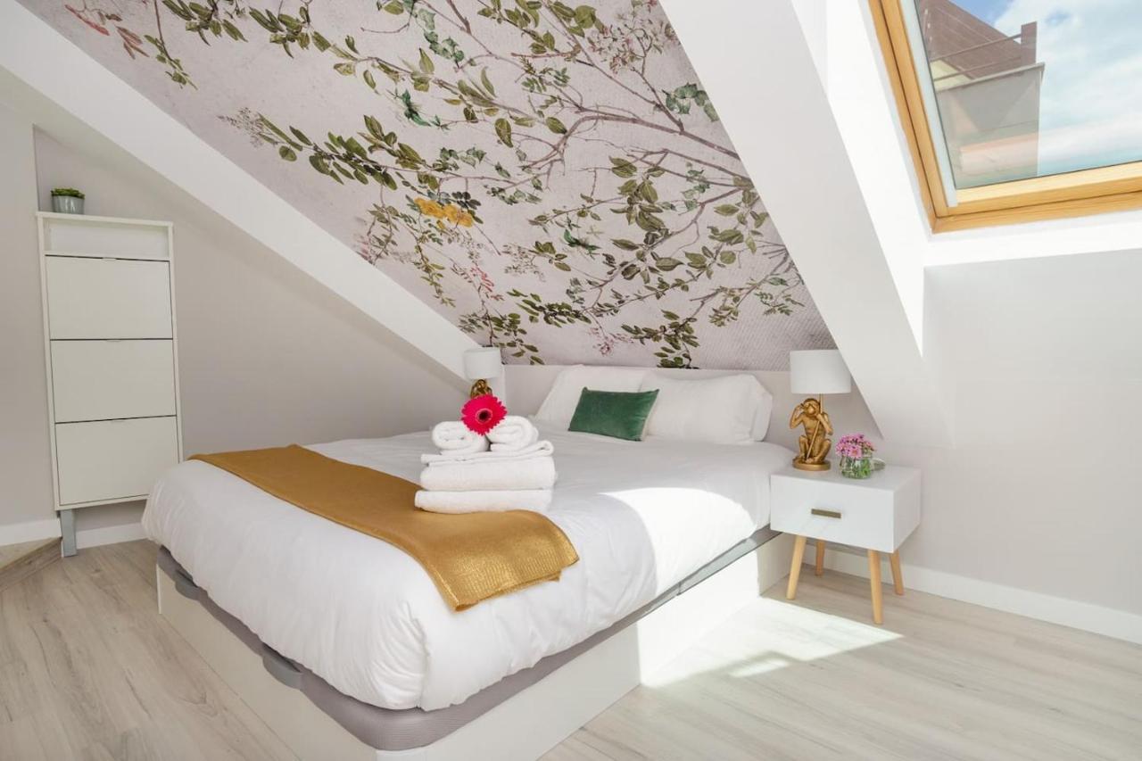 Precioso Atico Con Terraza En El Centro De Madrid Amazing Penthouse In Madrid Center Lejlighed Eksteriør billede